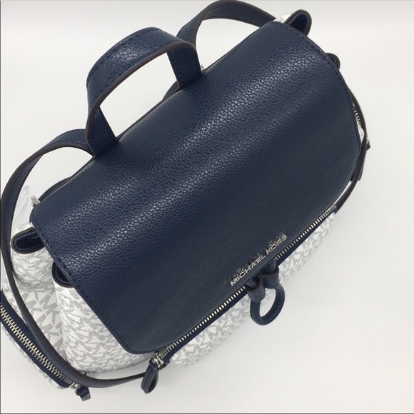 MICHAEL KORS ABBEY LG CARGO BACKPACK OPWHT MULTI - Picture 5 of 8